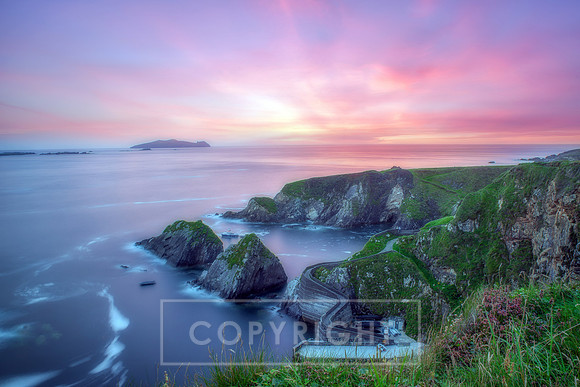 Dun Caoin Pier Dingle Ireland